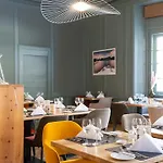 Hotel Rosatsch 4*