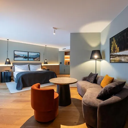 Hotel Rosatsch 4*