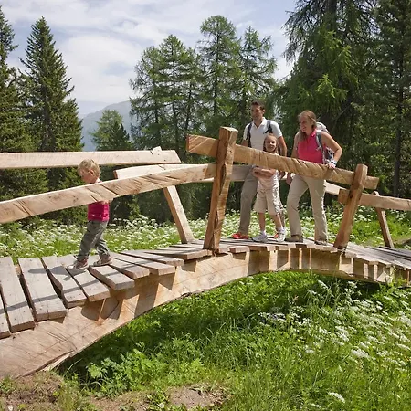 Rosatsch 4*
