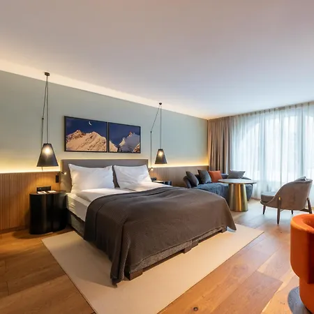 Hotel Rosatsch 4*